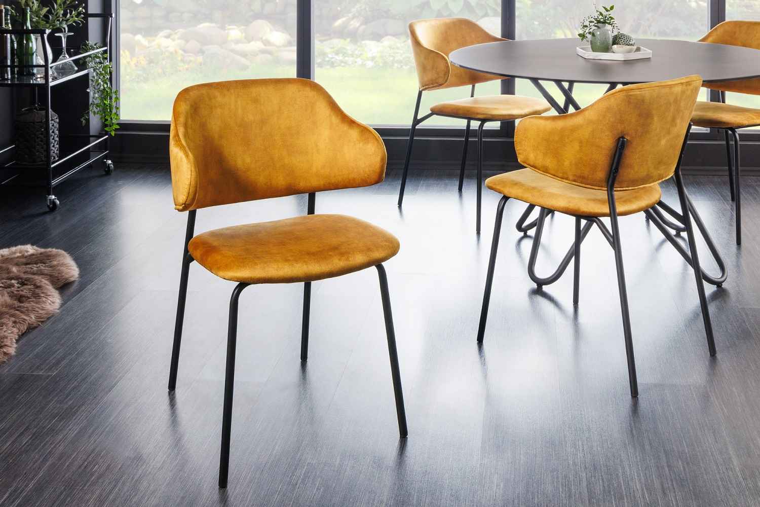 LuxD 28011 Dizajnová jedálenská stolička Takuya horčicový zamat
