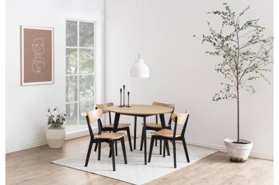 Dizajnová jedálenska stolička Nieves, čierna a prírodná